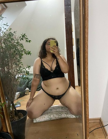 Nacktes geleaktes OnlyFans-Foto von Cutecatanna