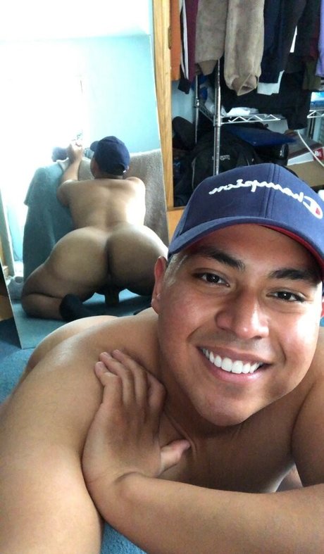 Nacktes geleaktes OnlyFans-Foto von Boybuttxxl