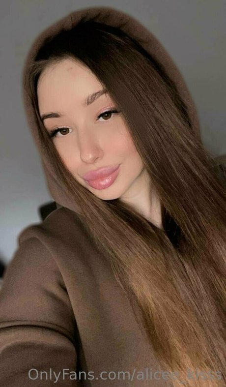 Alicee_kisss