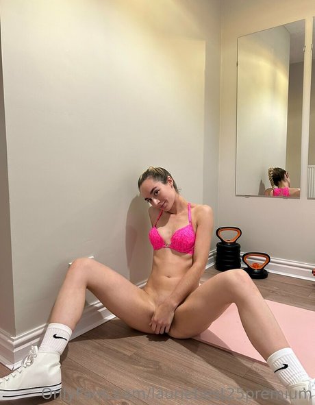 Nacktes geleaktes OnlyFans-Foto von Lauriebest