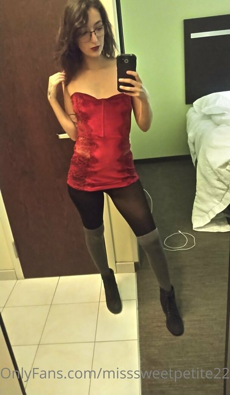 Nacktes geleaktes OnlyFans-Foto von Misssweetpetite22