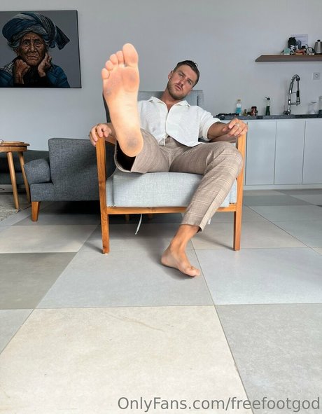 Nacktes geleaktes OnlyFans-Foto von Freefootgod