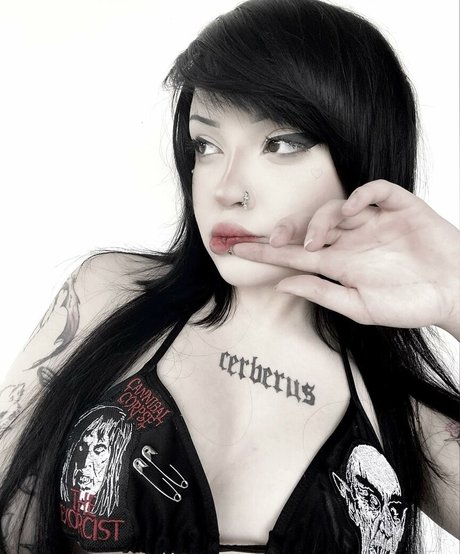Nacktes geleaktes OnlyFans-Foto von Ghostbabss