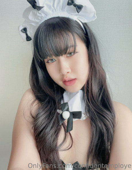 Nacktes geleaktes OnlyFans-Foto von Confidentemploye