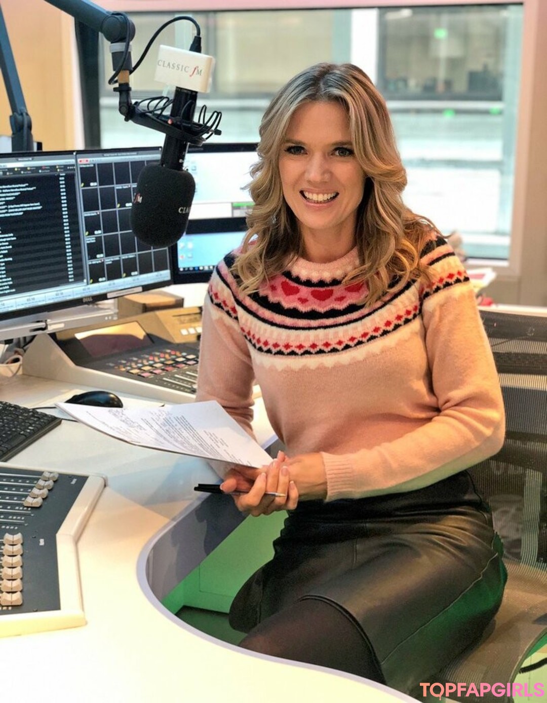 Nacktes geleaktes OnlyFans-Foto von Charlotte Hawkins #32 Nacktes geleaktes OnlyFans-Foto von Charlotte Hawkins #32