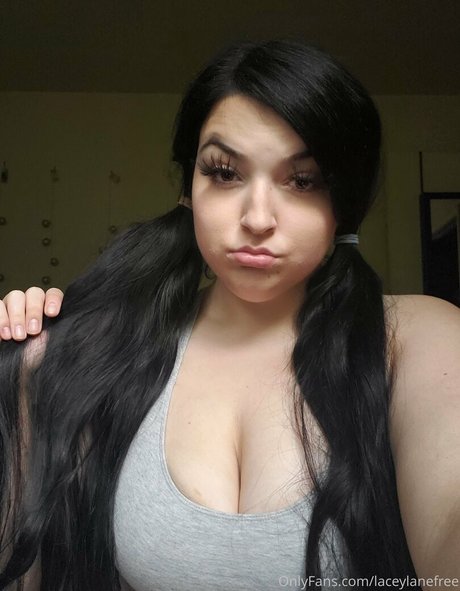 Nacktes geleaktes OnlyFans-Foto von Laceylanefree