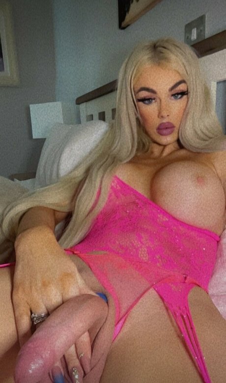 Nacktes geleaktes OnlyFans-Foto von Malibumerc