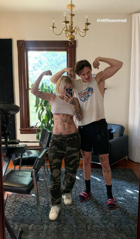 Nacktes geleaktes OnlyFans-Foto von Velvetears