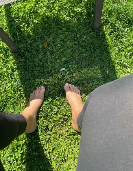 Azerasfeet