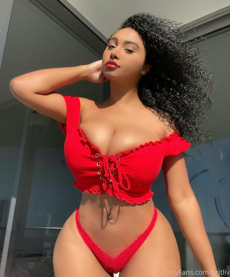 Nacktes geleaktes OnlyFans-Foto von Britliv