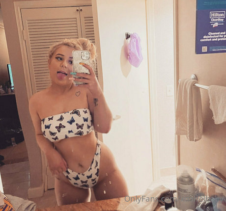 Nacktes geleaktes OnlyFans-Foto von Xobabyyy1