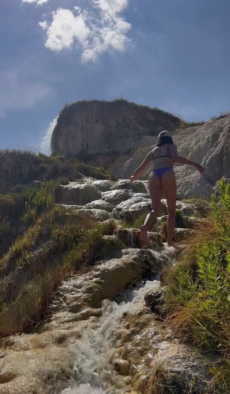 Nacktes geleaktes OnlyFans-Foto von Shanti Tan