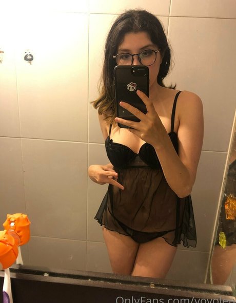 Nacktes geleaktes OnlyFans-Foto von Yoyolen