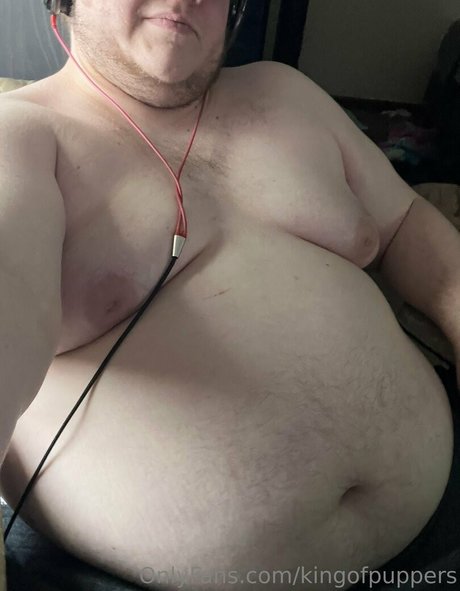 Nacktes geleaktes OnlyFans-Foto von Kingofpuppers