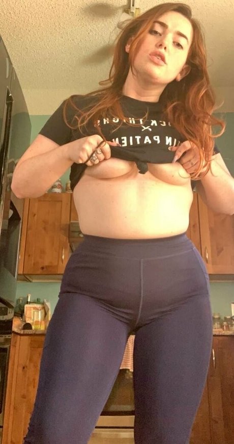 Nacktes geleaktes OnlyFans-Foto von Adorabelly