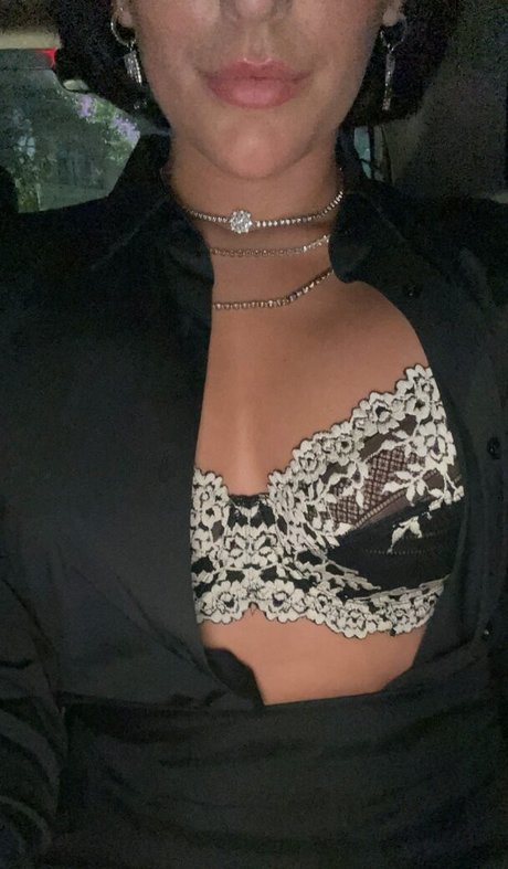 Nacktes geleaktes OnlyFans-Foto von Kefera Buchmann