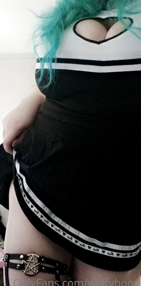 Nacktes geleaktes OnlyFans-Foto von Wolfybooo