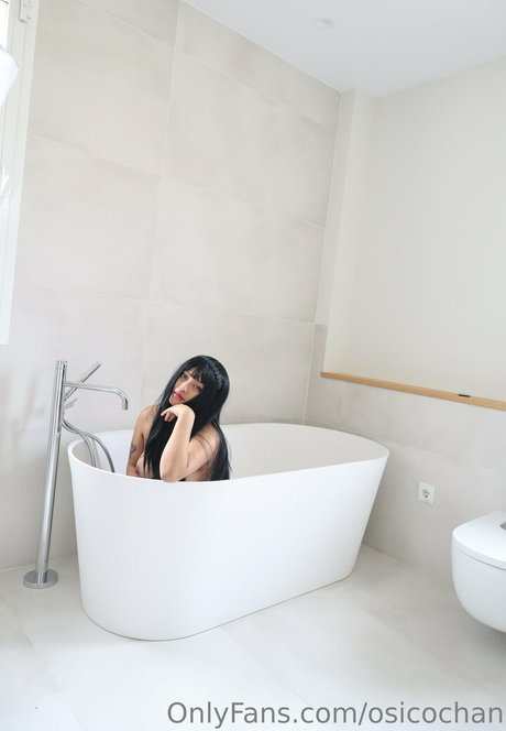 Nacktes geleaktes OnlyFans-Foto von Osicochan