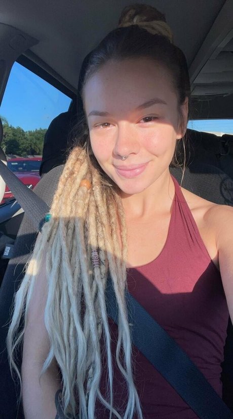 Nacktes geleaktes OnlyFans-Foto von Thatbellababy