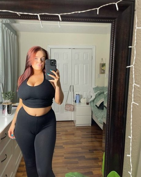 Nacktes geleaktes OnlyFans-Foto von Playwithtayyy