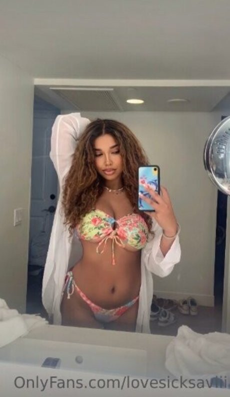 Nacktes geleaktes OnlyFans-Foto von Lovesicksavii