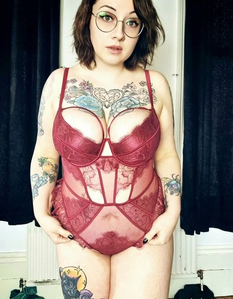 Nacktes geleaktes OnlyFans-Foto von Whatvioletdid