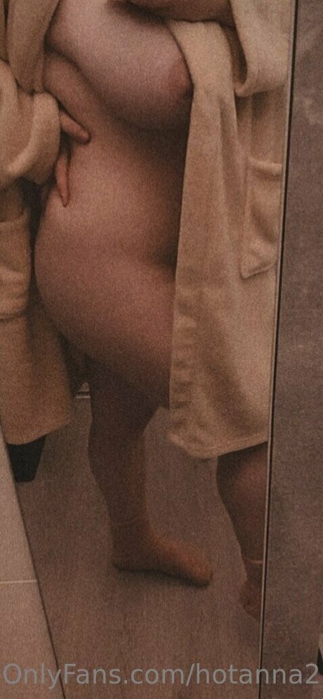 Nacktes geleaktes OnlyFans-Foto von Hotanna22