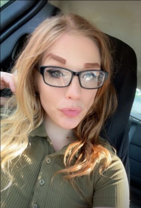 Nacktes geleaktes OnlyFans-Foto von Nicole Golomski