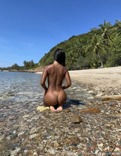 Nacktes geleaktes OnlyFans-Foto von Asianfantasyx