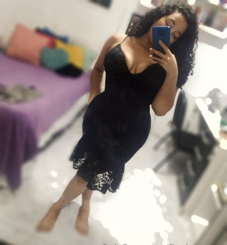 Nacktes geleaktes OnlyFans-Foto von Finalgirlasmr
