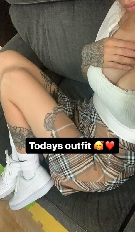 Nacktes geleaktes OnlyFans-Foto von Niicoleamyx