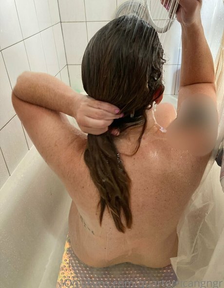Nacktes geleaktes OnlyFans-Foto von Quarterricangngr