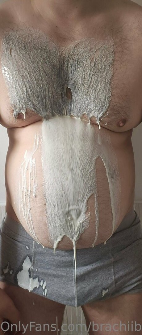 Nacktes geleaktes OnlyFans-Foto von Brachiibear