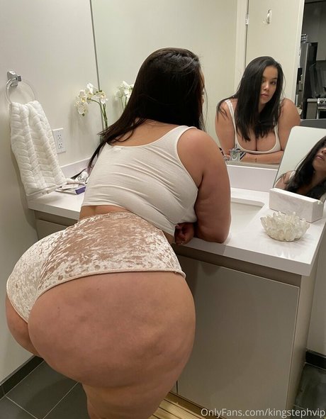 Nacktes geleaktes OnlyFans-Foto von Kingstephvip