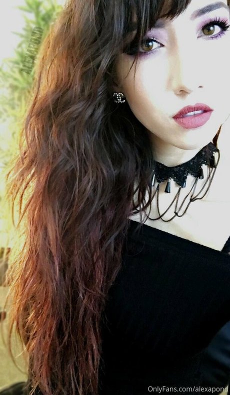 Nacktes geleaktes OnlyFans-Foto von Alexapond