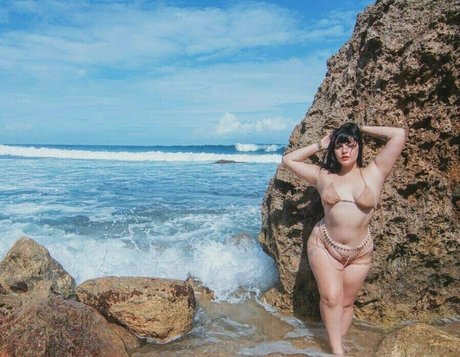Nacktes geleaktes OnlyFans-Foto von Lolahbearxo