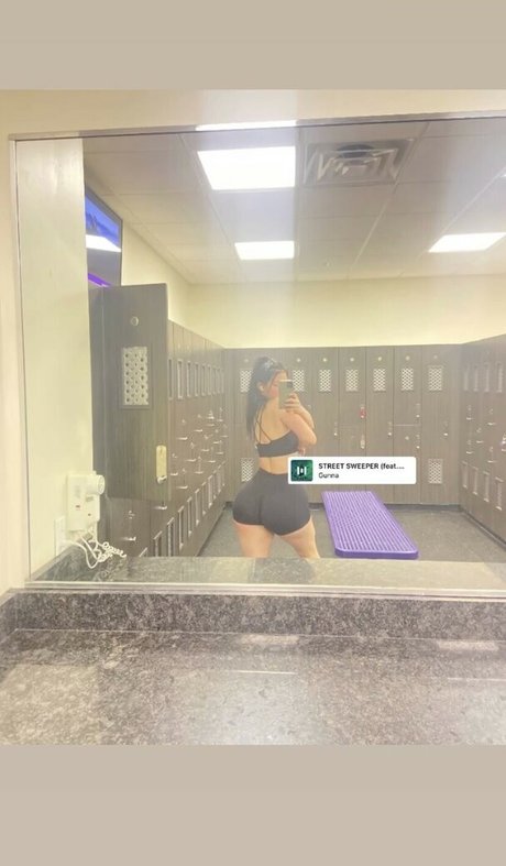 Nacktes geleaktes OnlyFans-Foto von Haleyszklarz