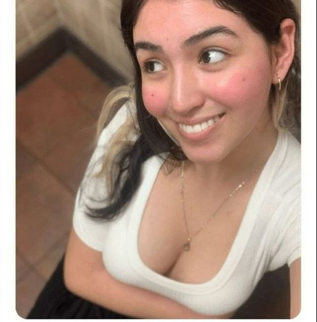 Nacktes geleaktes OnlyFans-Foto von Kristalqr