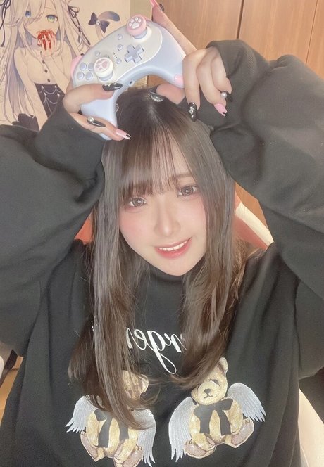 Nacktes geleaktes OnlyFans-Foto von Yui Hiiragi