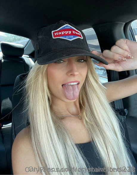 Freshmanblondie18