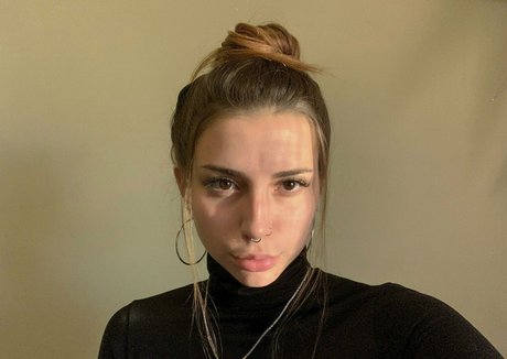 Nacktes geleaktes OnlyFans-Foto von Lolalala23