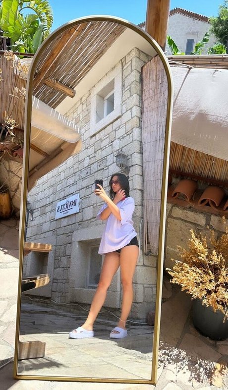 Nacktes geleaktes OnlyFans-Foto von Atavratmiyav