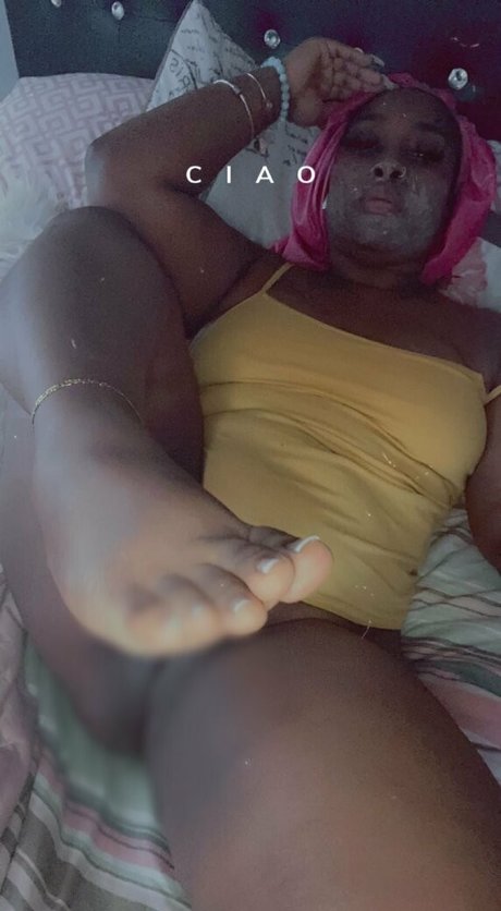 Nacktes geleaktes OnlyFans-Foto von Phatbootysos
