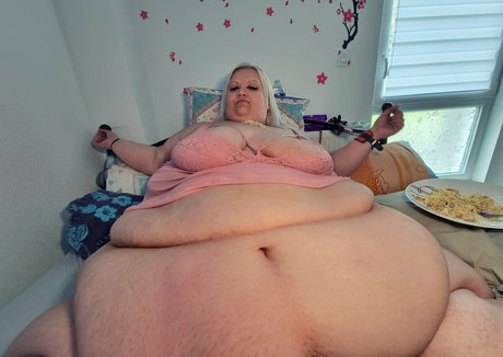 Doughbellygirl