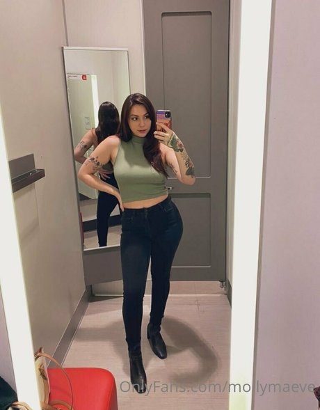 Nacktes geleaktes OnlyFans-Foto von Mollymaeve