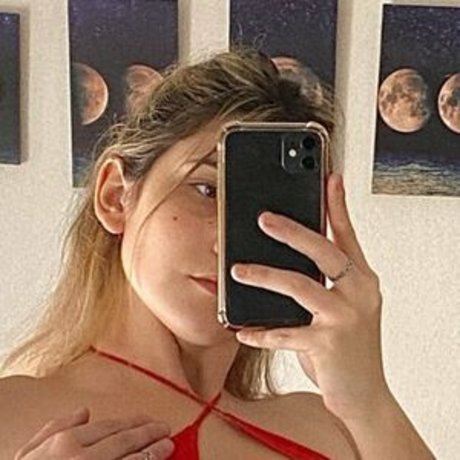 Nacktes geleaktes OnlyFans-Foto von Yami Sanchez