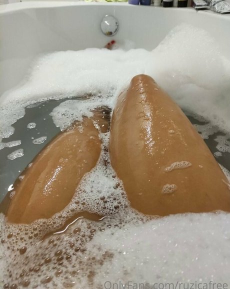 Nacktes geleaktes OnlyFans-Foto von Ruzicafree