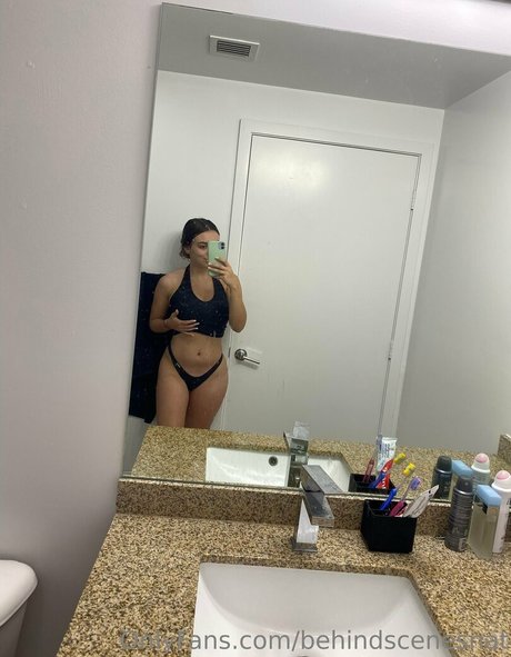 Nacktes geleaktes OnlyFans-Foto von Naughtynatvip