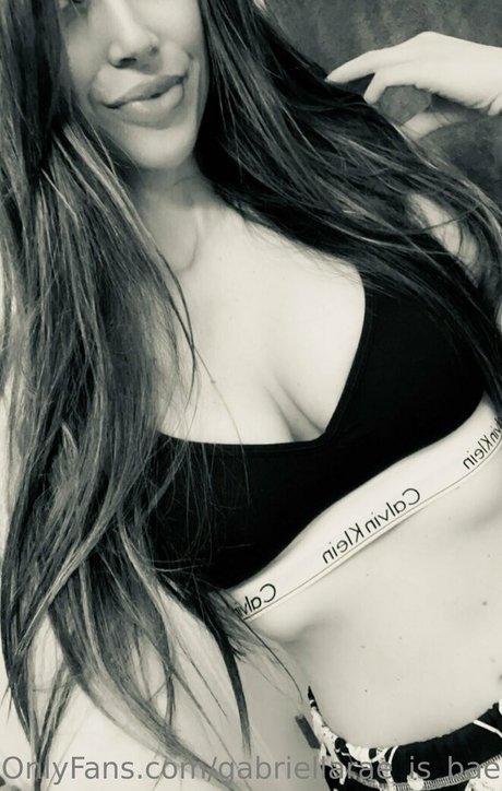 Gabriellarae_is_bae