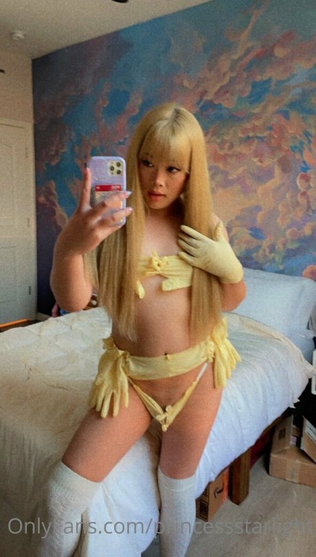 Nacktes geleaktes OnlyFans-Foto von Princessstarlight